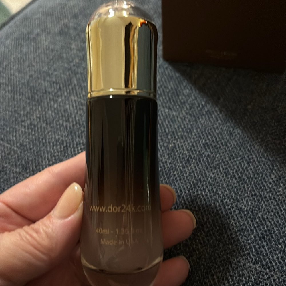 Dor Prestige Endless Beauty Neck & Décolleté Serum 1.35 fl oz BNIB - Picture 8 of 10